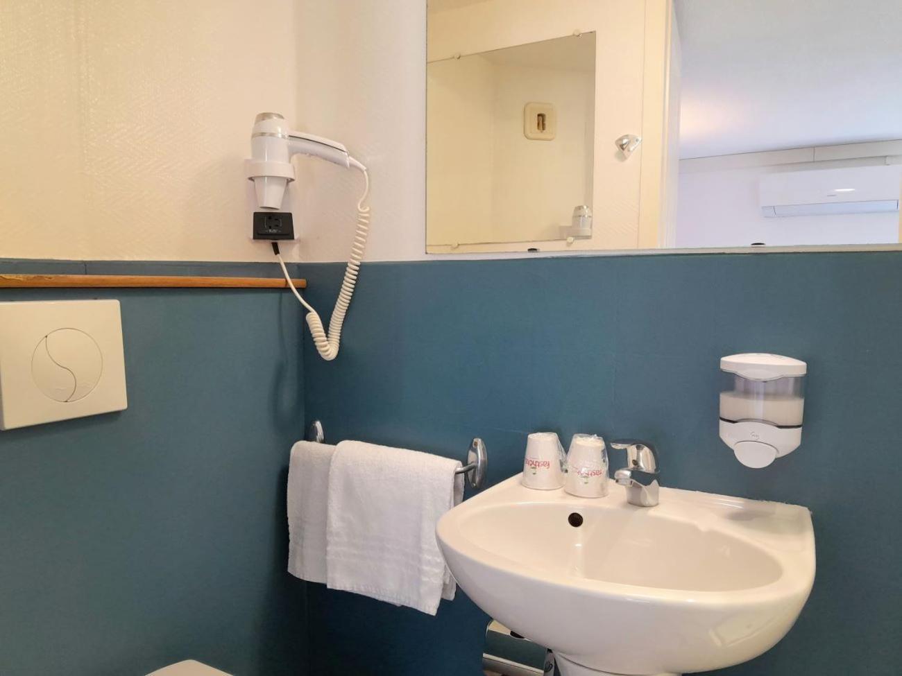 Fasthotel Narbonne Ngoại thất bức ảnh